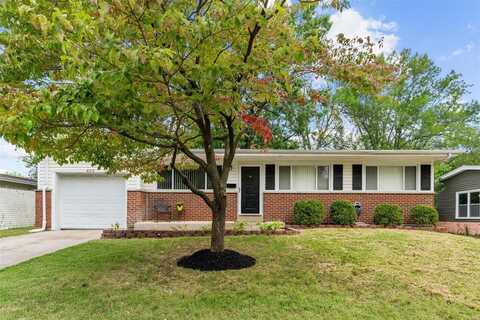 403 Hawthorn Avenue, Saint Charles, MO 63301