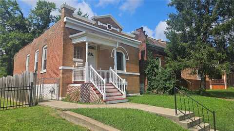 4808 Cupples Place, Saint Louis, MO 63113