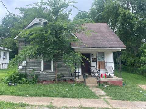 810 Cole Avenue, Poplar Bluff, MO 63901