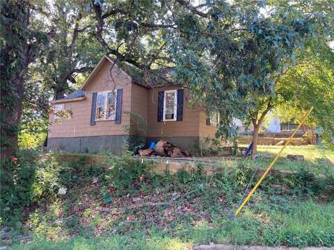 912 Fairmount Street, Poplar Bluff, MO 63901