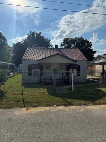 709 N Baldwin, Kennett, MO 63857