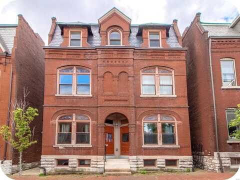 926 Allen Avenue, Saint Louis, MO 63104