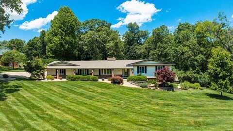 44 Meadowbrook Country Club Est, Ballwin, MO 63011