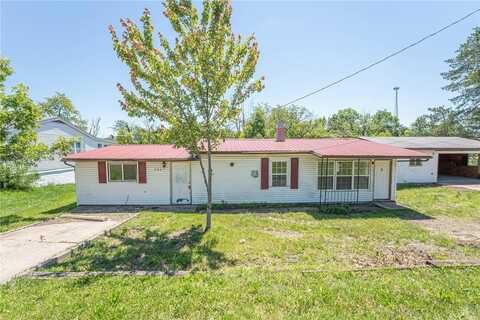 704 Churchill Road, Fulton, MO 65251