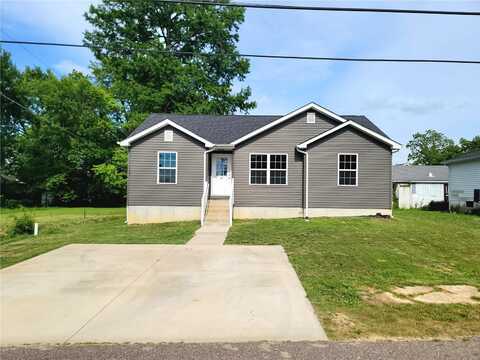 34 Olive Street, Sullivan, MO 63080