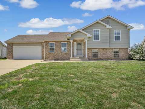 204 Shawnee Drive, Wood River, IL 62095