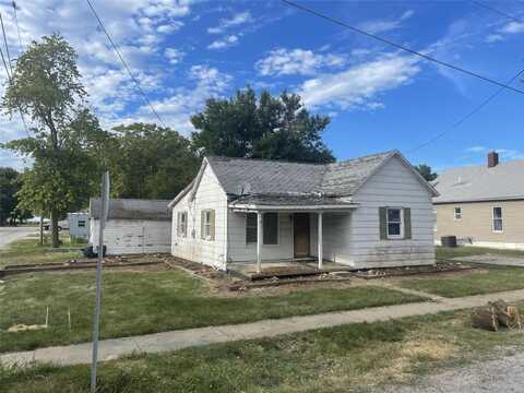 915 Lincoln Street, Pawnee, IL 62558