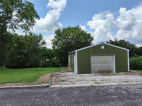 411 North 6th Street, Elsberry, MO 63343