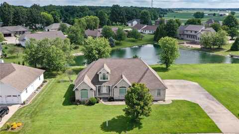 54 Eastland Court, Carlinville, IL 62626