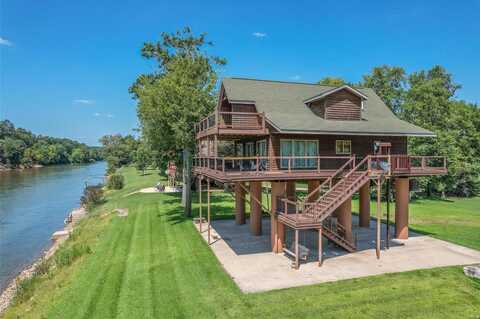 1901 River Valley Road, Doniphan, MO 63935