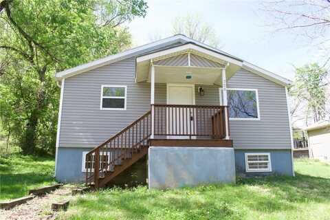 708 Dodd Road, Waynesville, MO 65583
