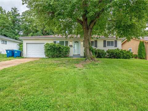 902 Vegas Drive, Saint Louis, MO 63125