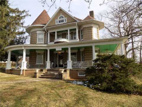 203 South Knob Street, Ironton, MO 63650