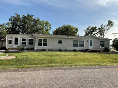 18804 MAPLE Street, Carlyle, IL 62231