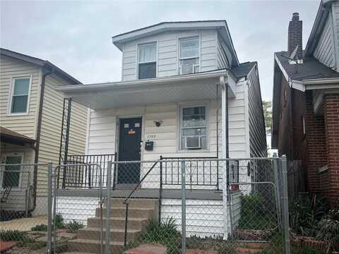 7709 Vermont Avenue, Saint Louis, MO 63111