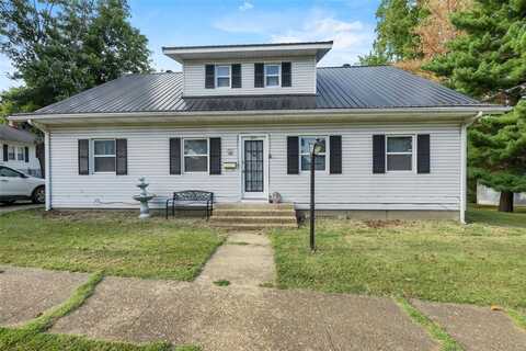 203 East Shawnee Street, Bloomfield, MO 63825