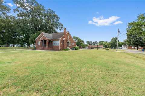 612 West Sturdivant Street, Advance, MO 63730