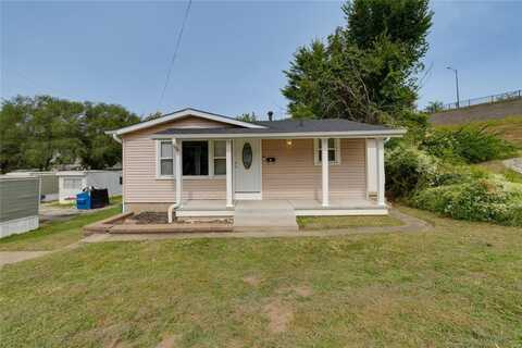 721 Cunningham Avenue, Saint Charles, MO 63301