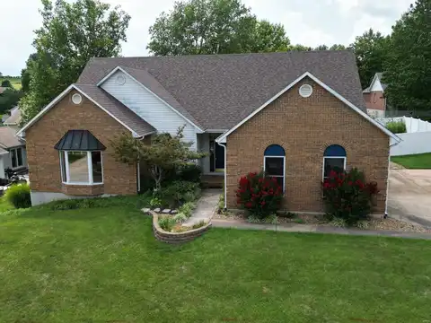 4 Grayson Ridge Drive, Washington, MO 63090