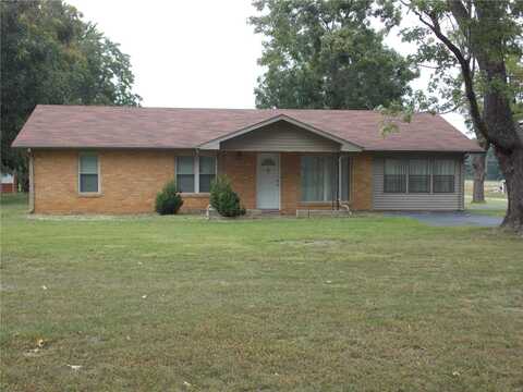 647 County Road 470, Poplar Bluff, MO 63901