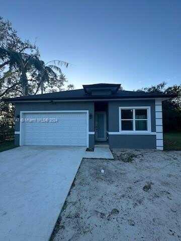 2324 Palm Avenue Seffner, Other City - In The State Of Florida, FL 33584