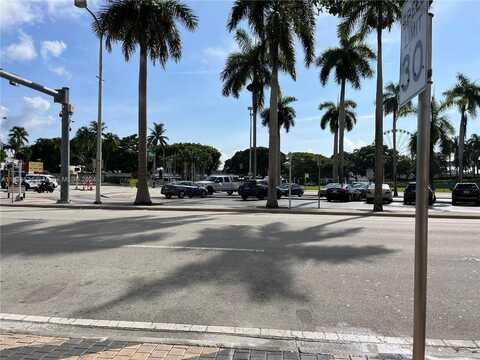 244 Biscayne Blvd, Miami, FL 33132