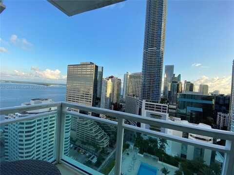 950 Brickell Bay Dr, Miami, FL 33131