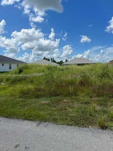 3407 35th St SW, Lehigh Acres, FL 33976