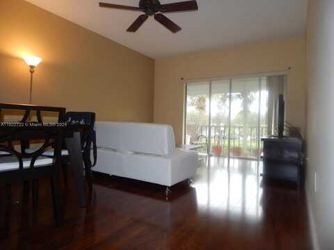 290 W Palmetto Park Rd, Boca Raton, FL 33432