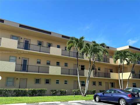 251 Berkley Rd, Hollywood, FL 33024