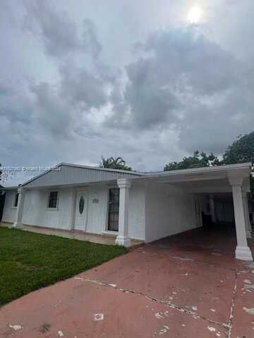 19800 NW 51st Ave, Miami Gardens, FL 33055