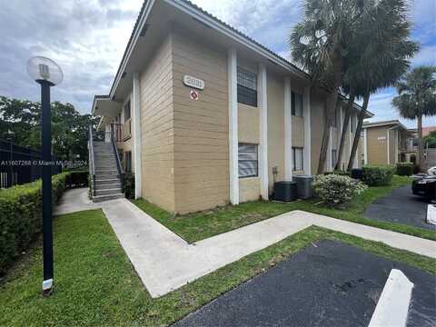 2631 Riverside Dr, Coral Springs, FL 33065