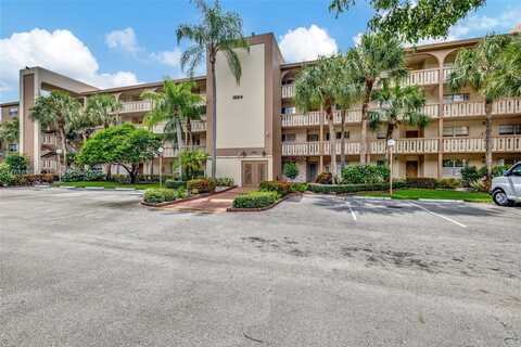 1604 Abaco Dr, Coconut Creek, FL 33066