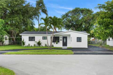 2121 NW 46th Ave, Lauderhill, FL 33313