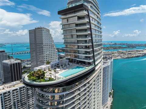 300 biscayne blvd way, Miami, FL 33132