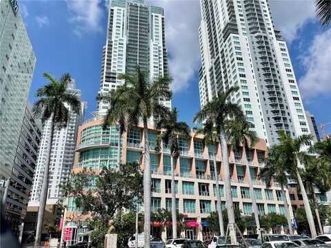 244 Biscayne Blvd, Miami, FL 33132