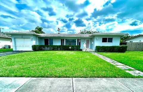 20515 Highland Lakes Blvd, Miami, FL 33179