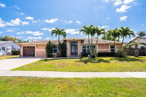 147 Dove Cir, Royal Palm Beach, FL 33411