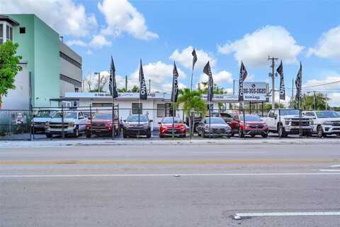 3590 NW 36th St, Miami, FL 33142