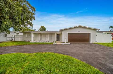 8420 Pasadena Blvd, Pembroke Pines, FL 33024