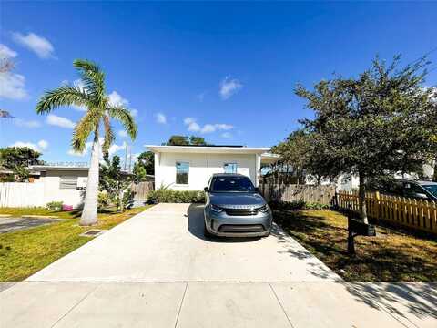 2207 Charleston St, Hollywood, FL 33020