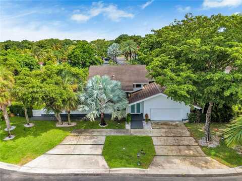 9473 NW 49th Doral Ln, Doral, FL 33178