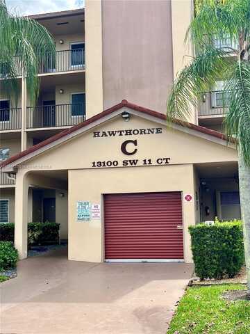 13100 SW 11th Ct, Pembroke Pines, FL 33027