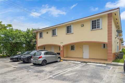 6753 NW 182nd St, Hialeah, FL 33015