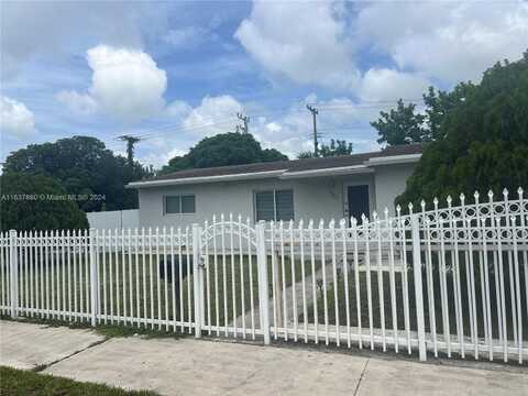 undefined, Miami Gardens, FL 33056