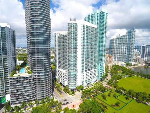 1800 N Bayshore Dr, Miami, FL 33132