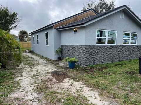 1617 E Avenue, Fort Pierce, FL 34950