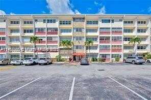 undefined, Hallandale Beach, FL 33009