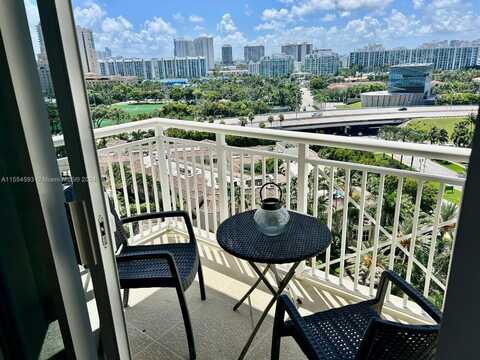 19501 W Country Club Dr, Aventura, FL 33180