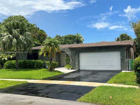 2161 NW 93rd Ln, Sunrise, FL 33322